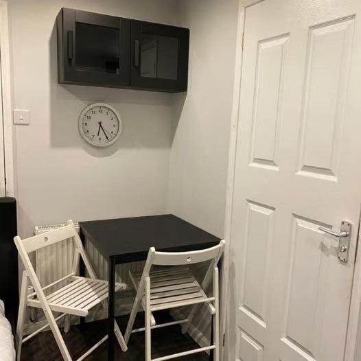 Vika Residence Deluxe Apartments Wednesbury Holiday Resort 외부 사진