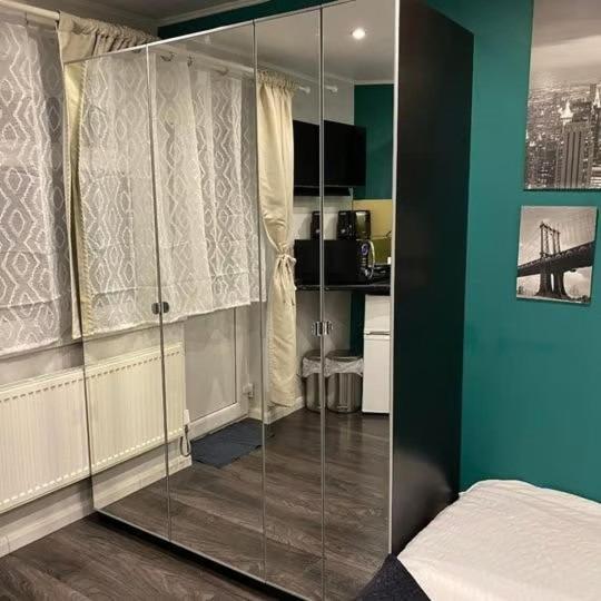 Vika Residence Deluxe Apartments Wednesbury Holiday Resort 외부 사진
